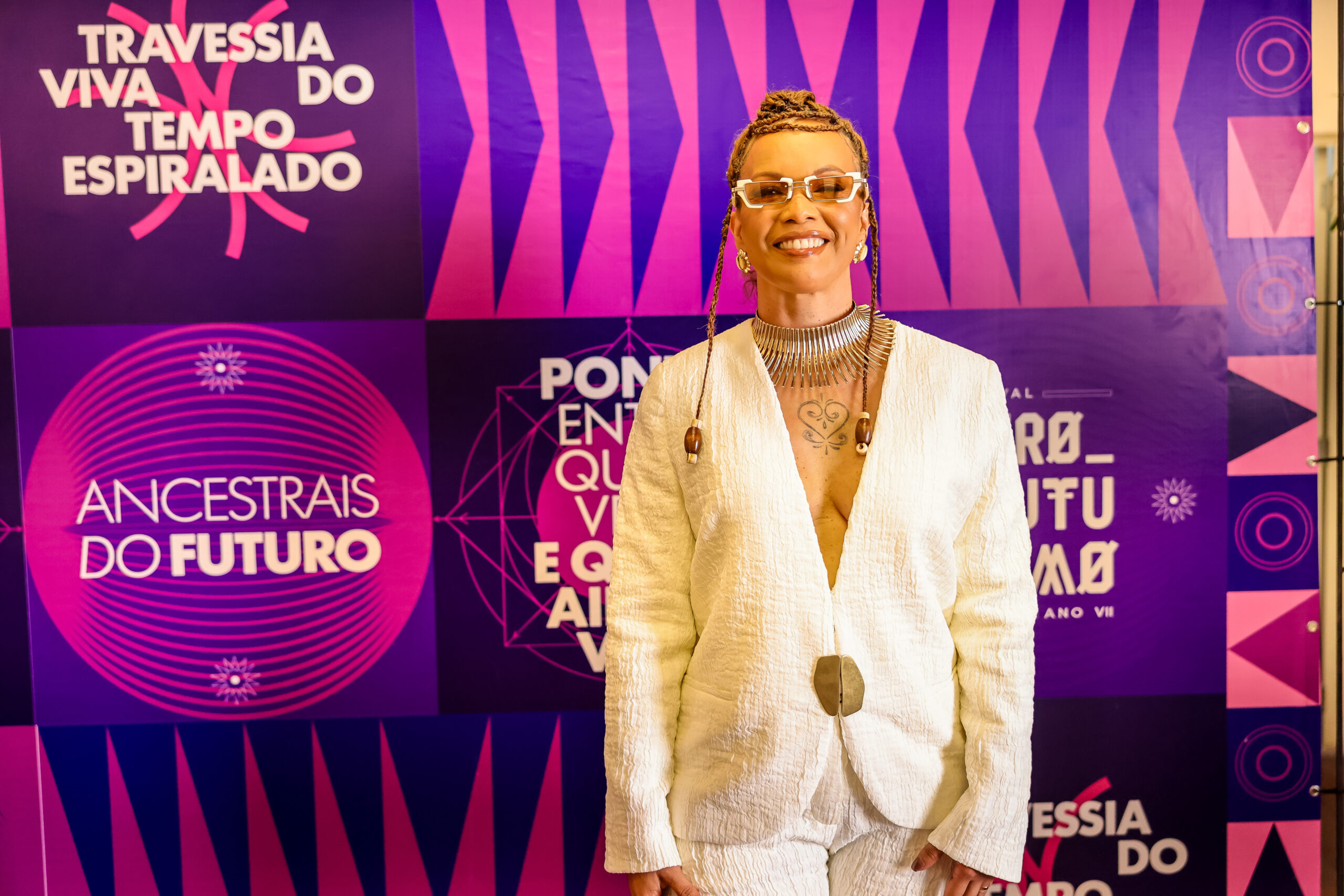 Entre passado, presente e futuro: Grazi Mendes e a ética do tempo no Festival Afrofuturismo
